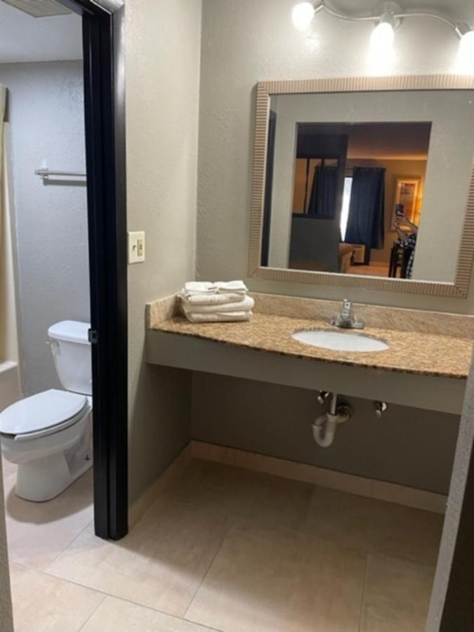 Guest Inn 레이크 시티 외부 사진